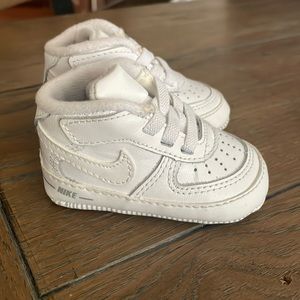 Nike Force 1 crib